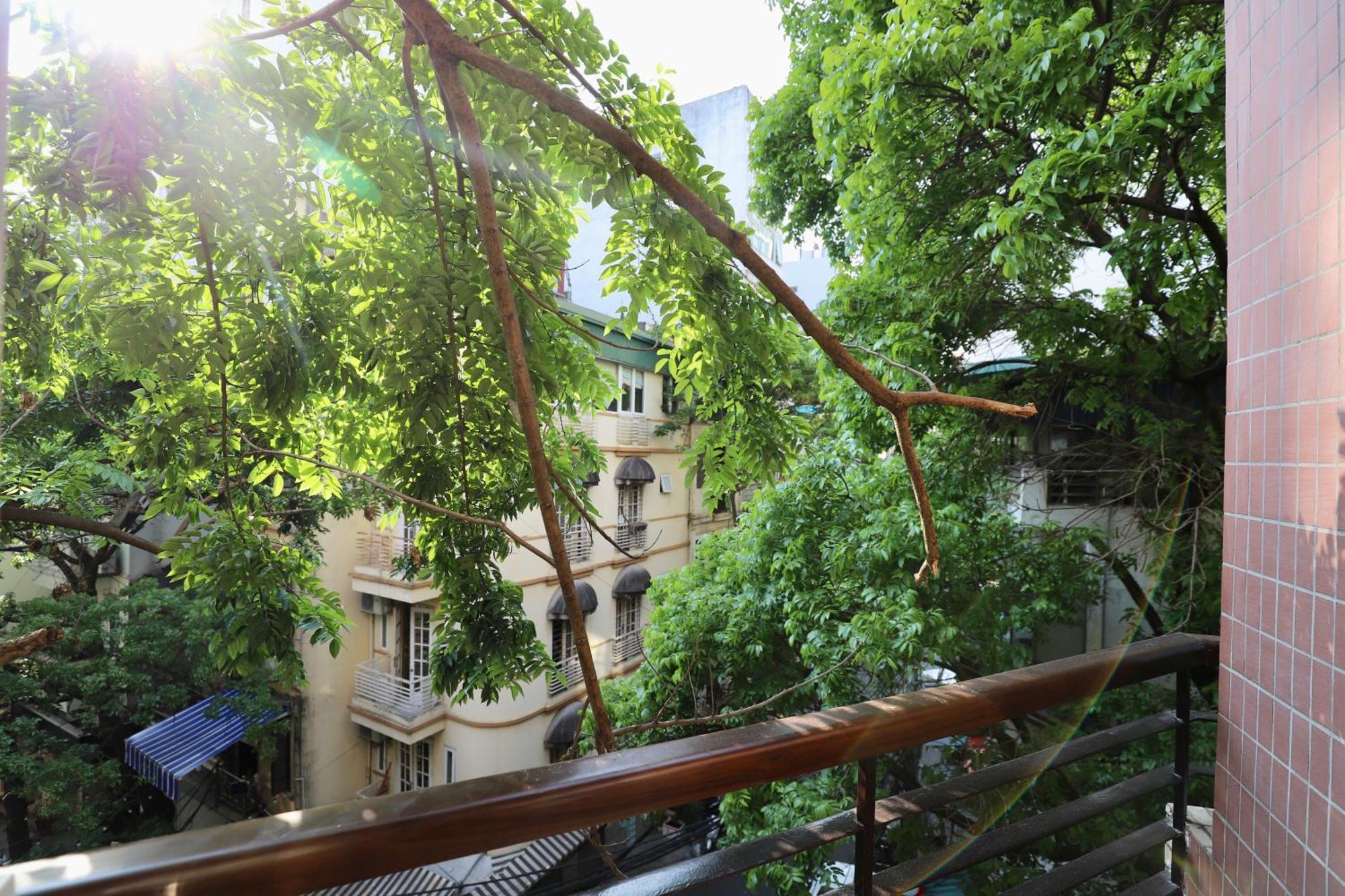 Maison Nha 51A Nguyen Khac Hieu Hanoi Buitenkant foto